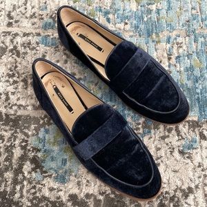 Blue velvet loafers - Zara
